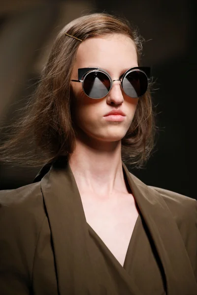 Look 63